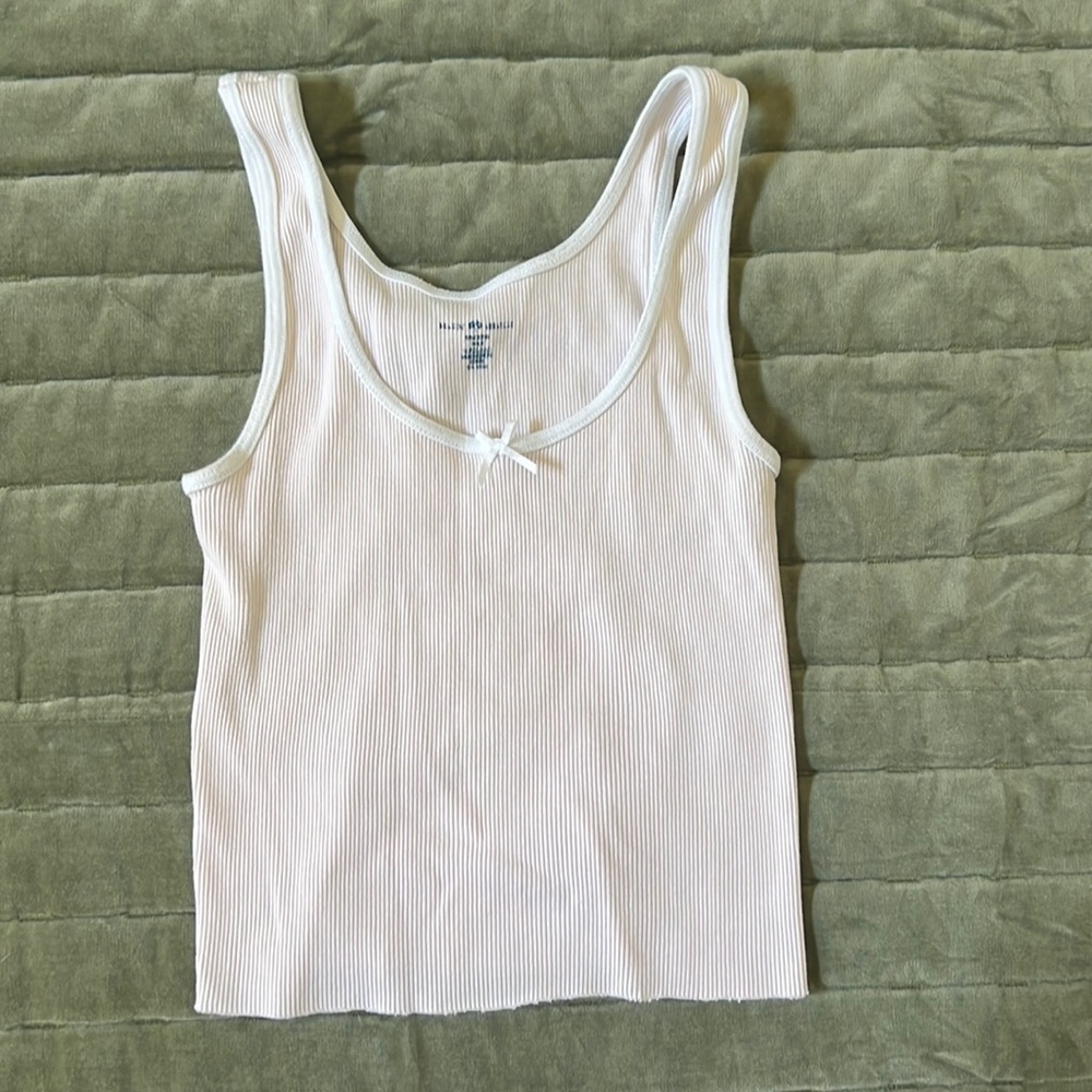 Brandy Melville light pink tank